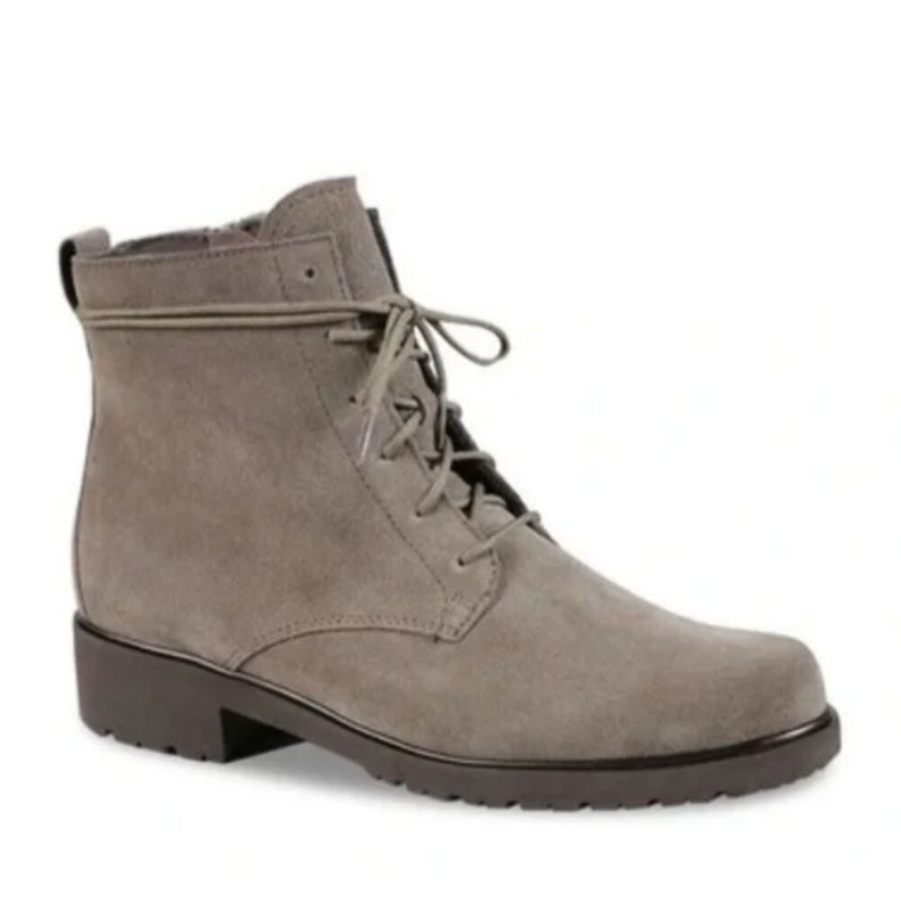 Munro Finley Taupe Suede Ankle Boots Size 7.5